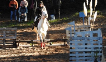 Se realiz la primera competencia de la Escuela de Equitacin de Villa Gesell